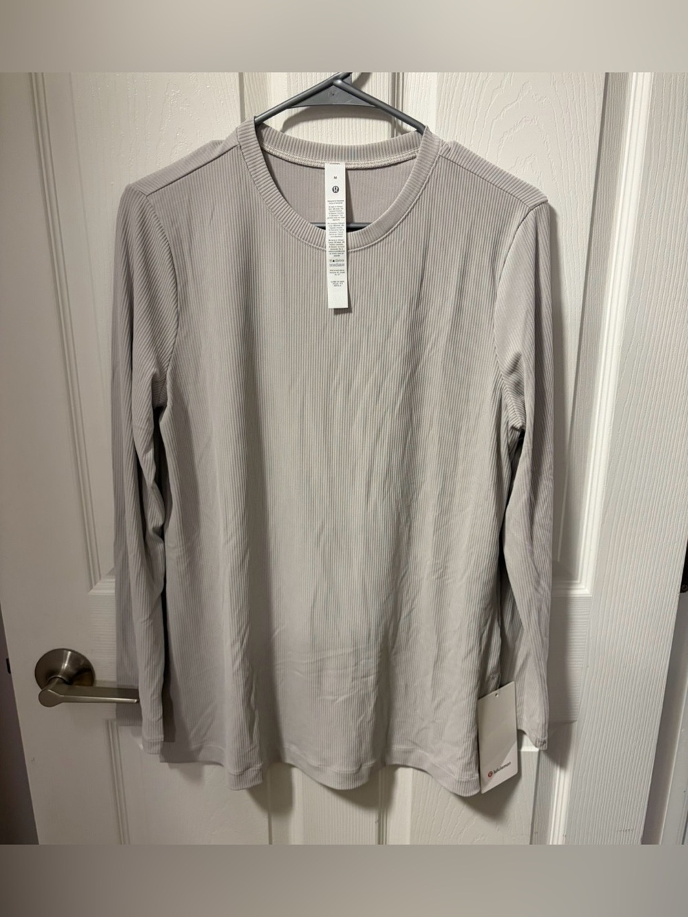 NWT Lululemon Drapey Softstreme LS Tunic - Medium